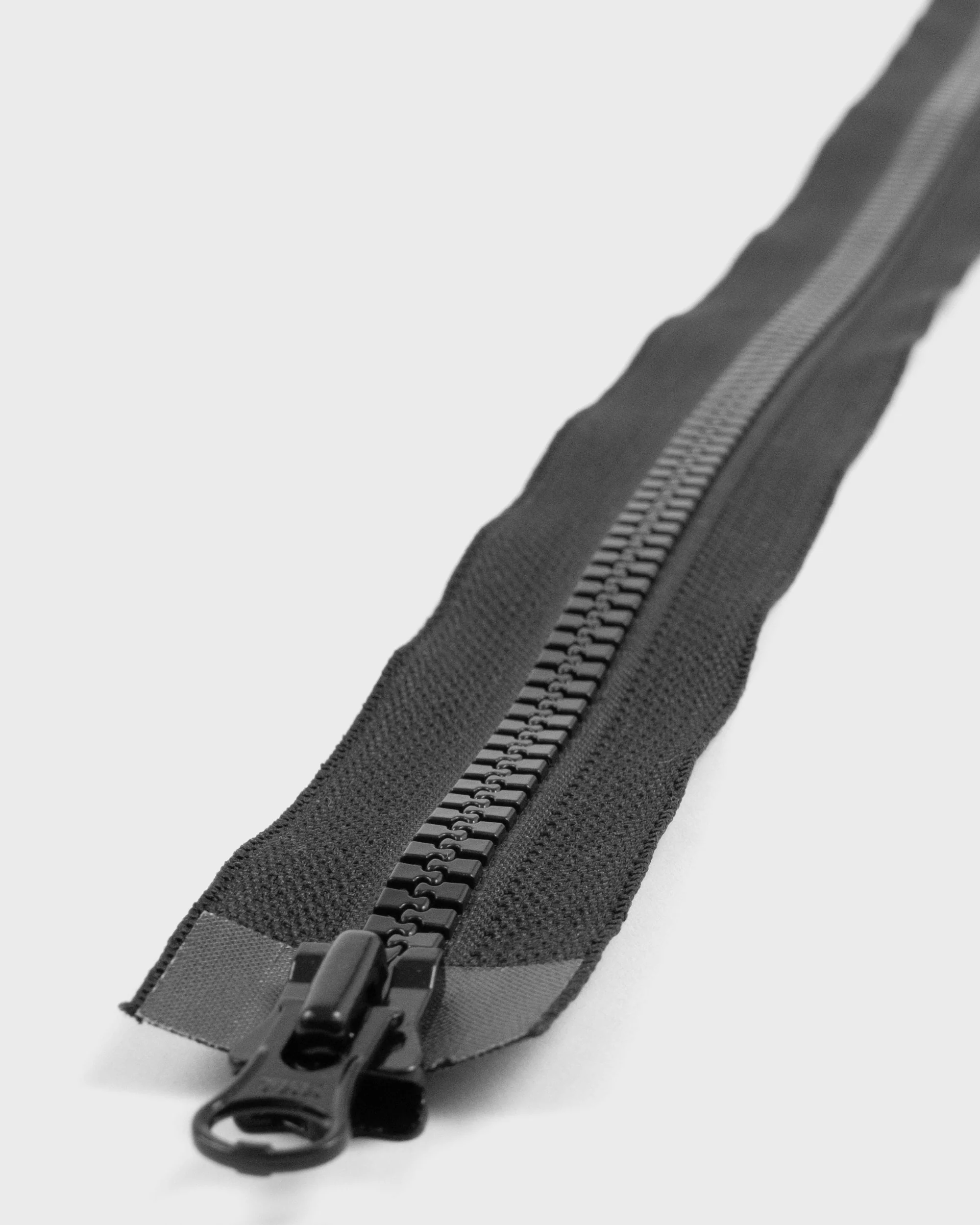 Dryrobe® Advance Replacement YKK® Zip - Image 2