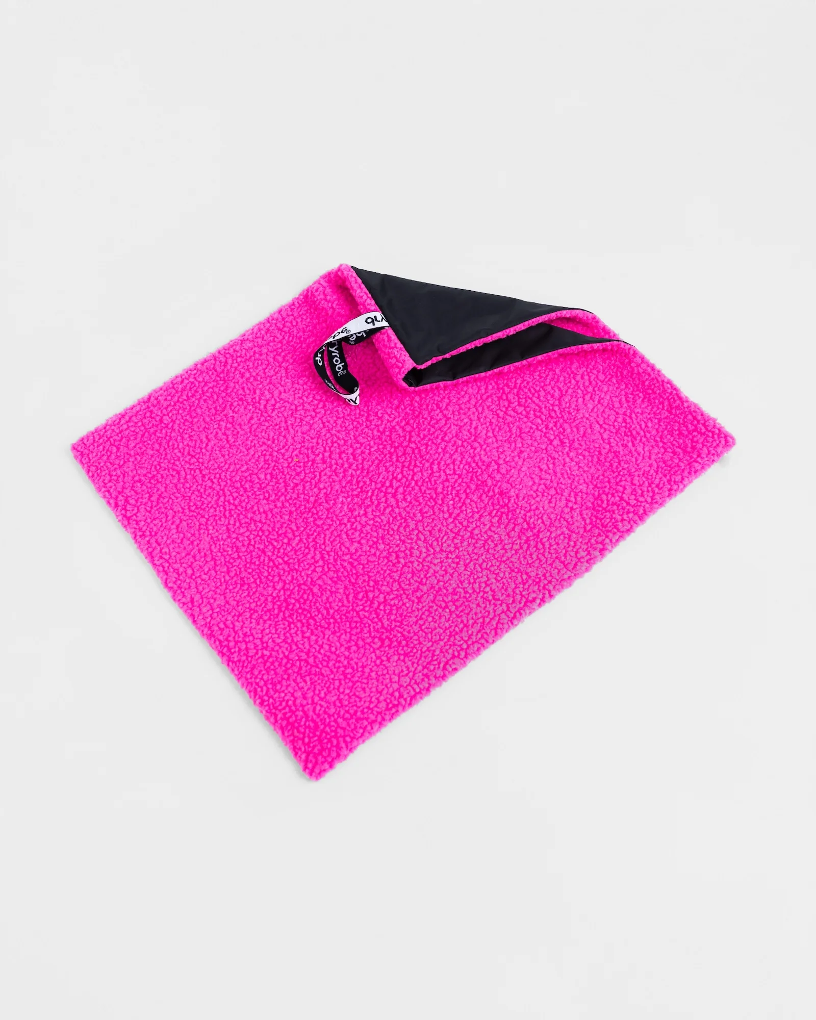 Black Pink Packable Travel Cushion Cover - Image 4