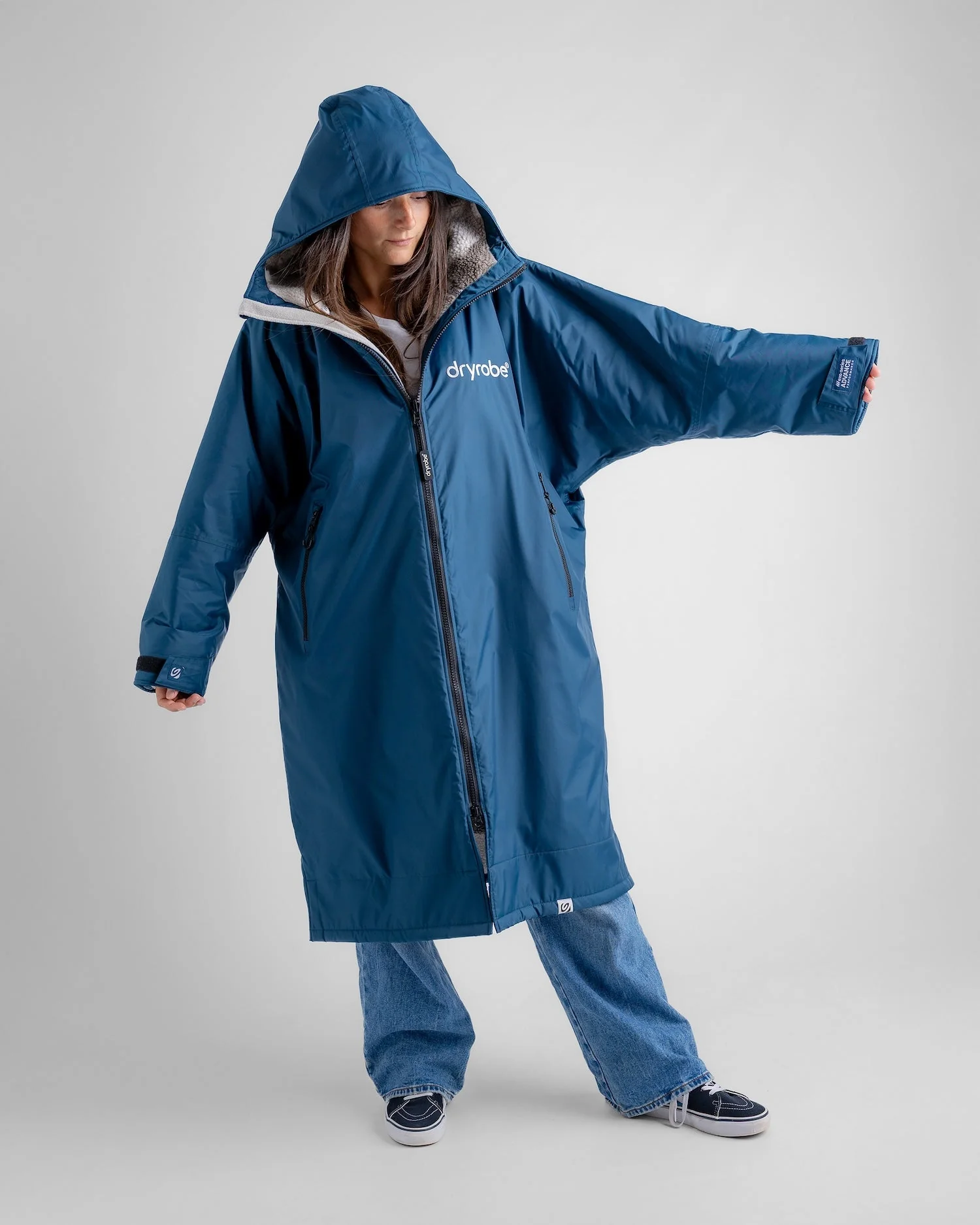 Deep Sea Blue Camo Advance Changing Robe - Image 15