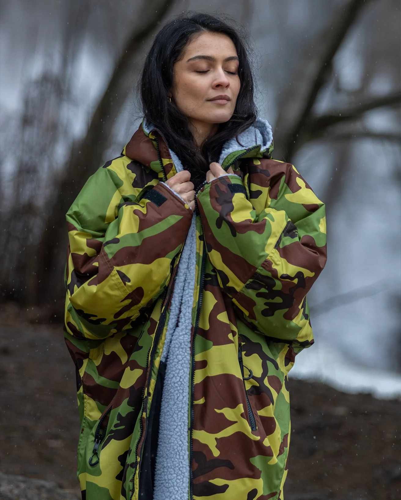 Camo Grey Advance Changing Robe - Image 16