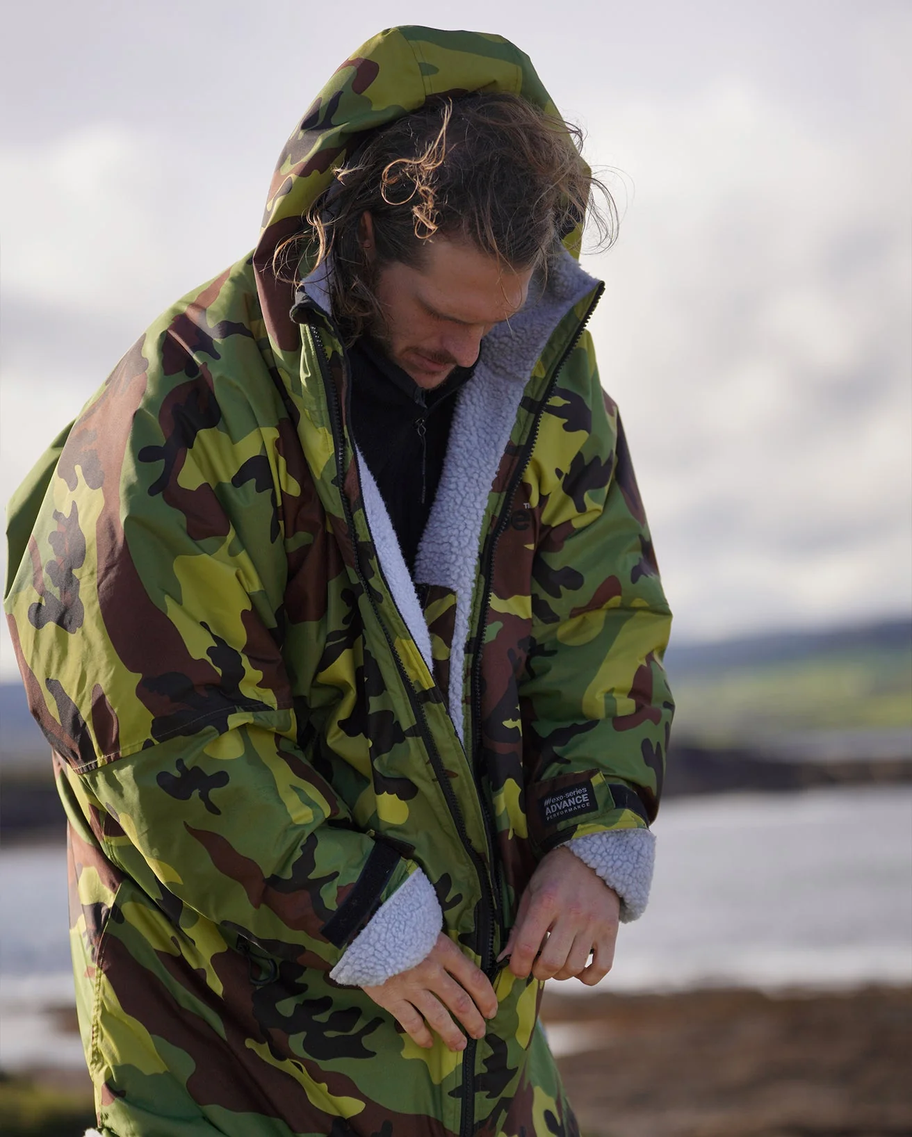 Camo Grey Advance Changing Robe - Image 6