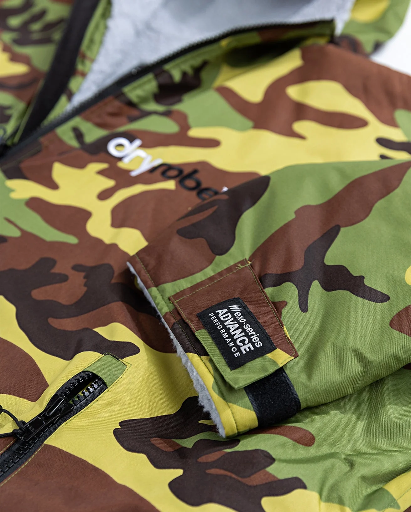 Camo Grey Advance Changing Robe - Image 8