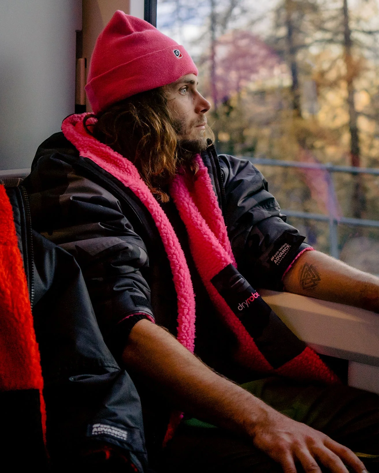 Black Camo Pink Advance Changing Robe - Image 12