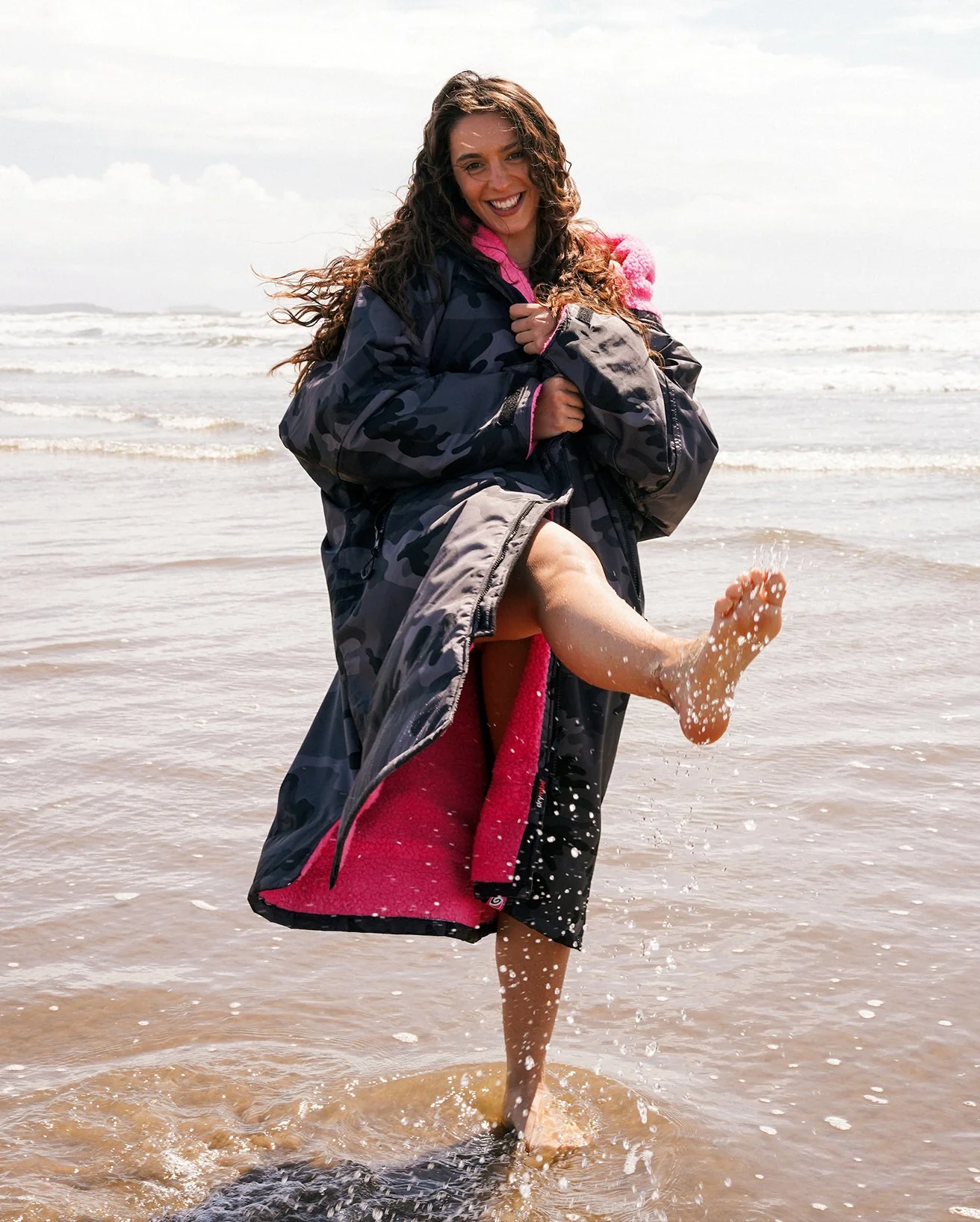 Black Camo Pink Advance Changing Robe - Image 7