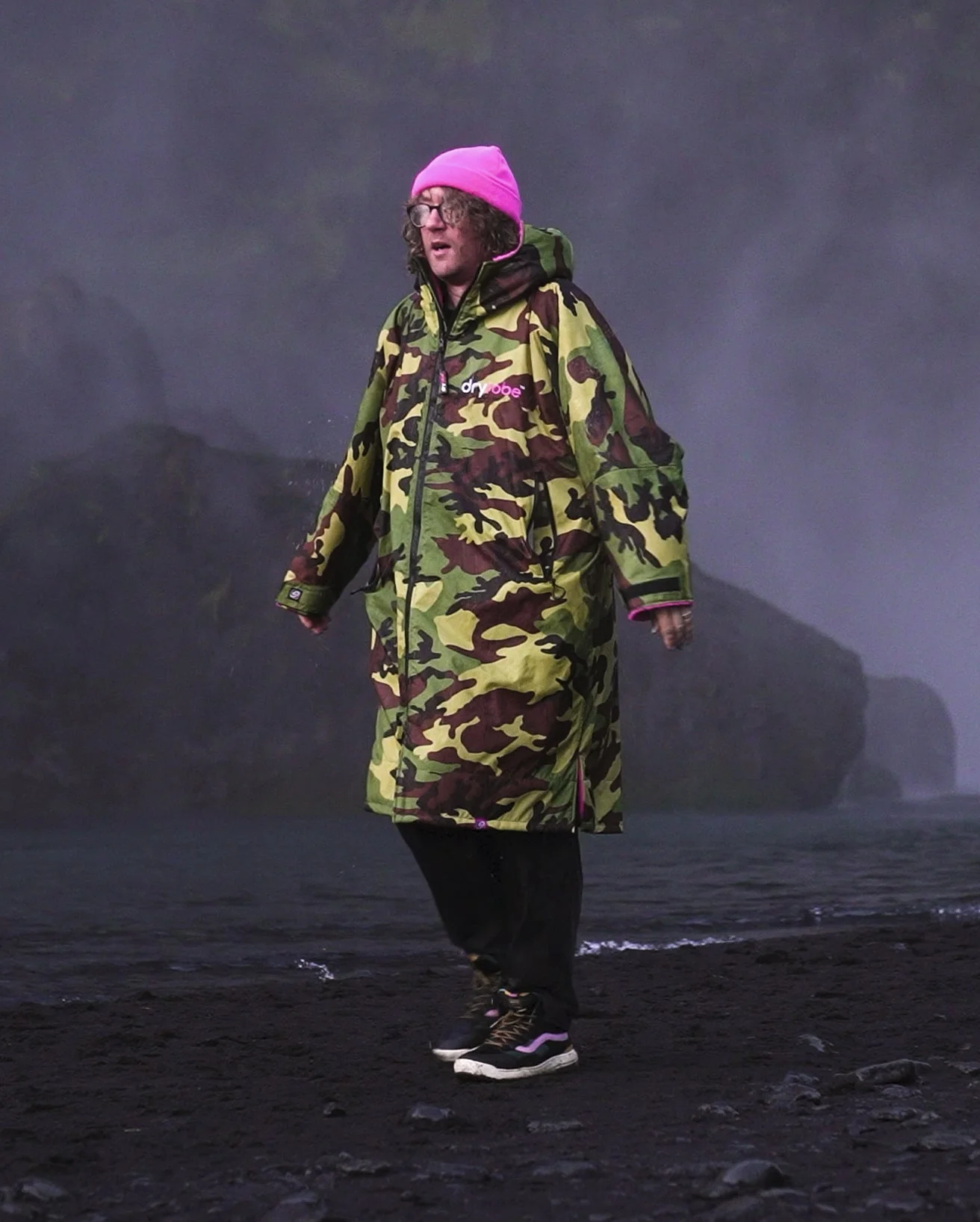 Camo Pink Advance Changing Robe - Image 7