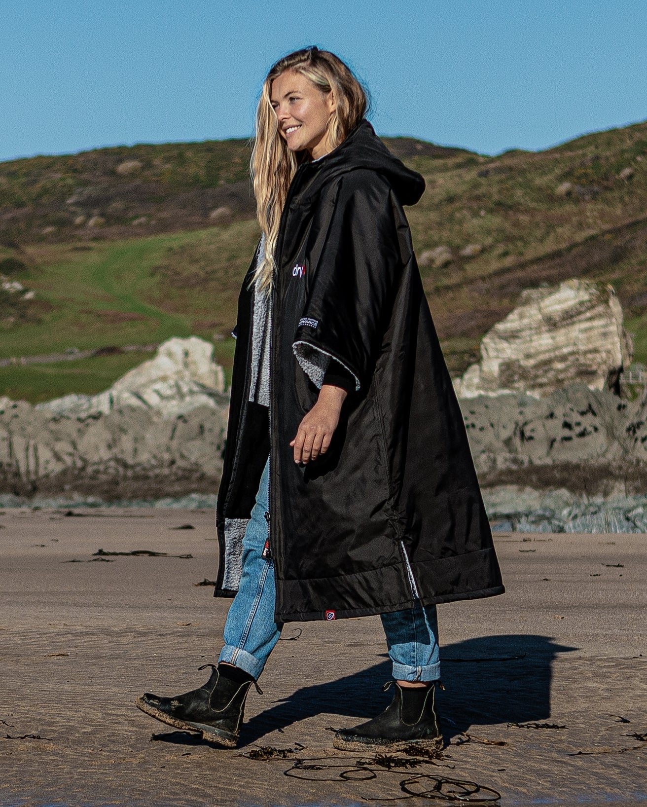Black Grey Easy-Fit Advance Changing Robe - Image 5