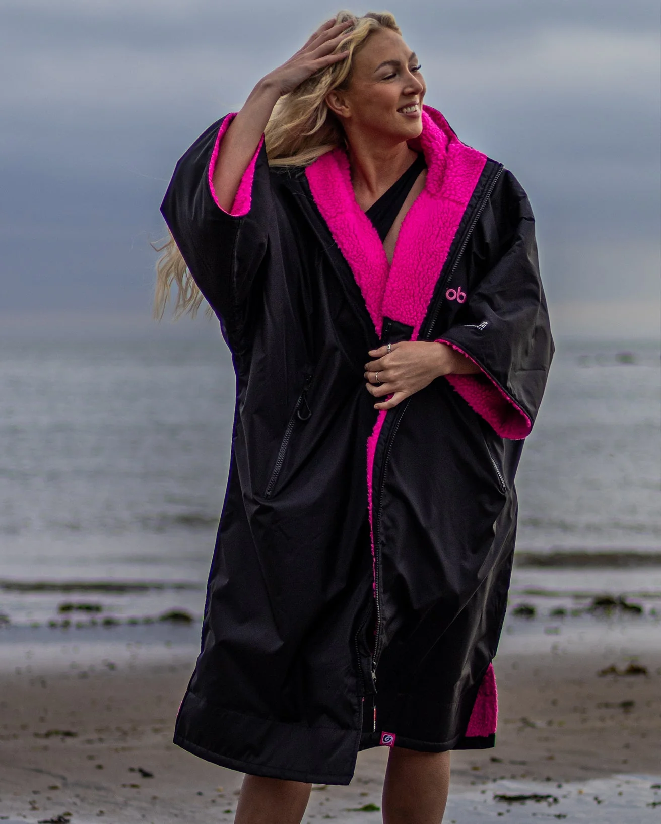 Black Pink Easy-Fit Advance Changing Robe - Image 7