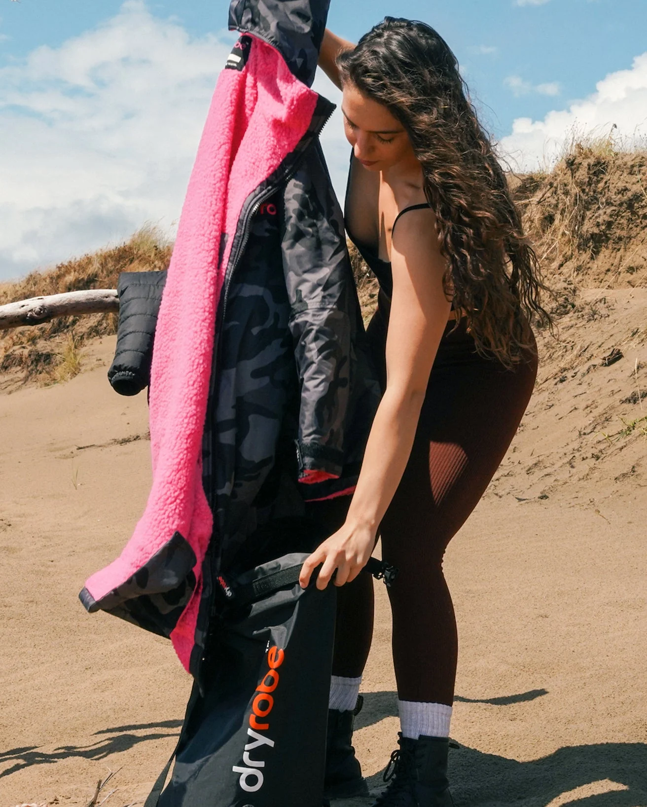 Black Compression Travel Bag - Image 6