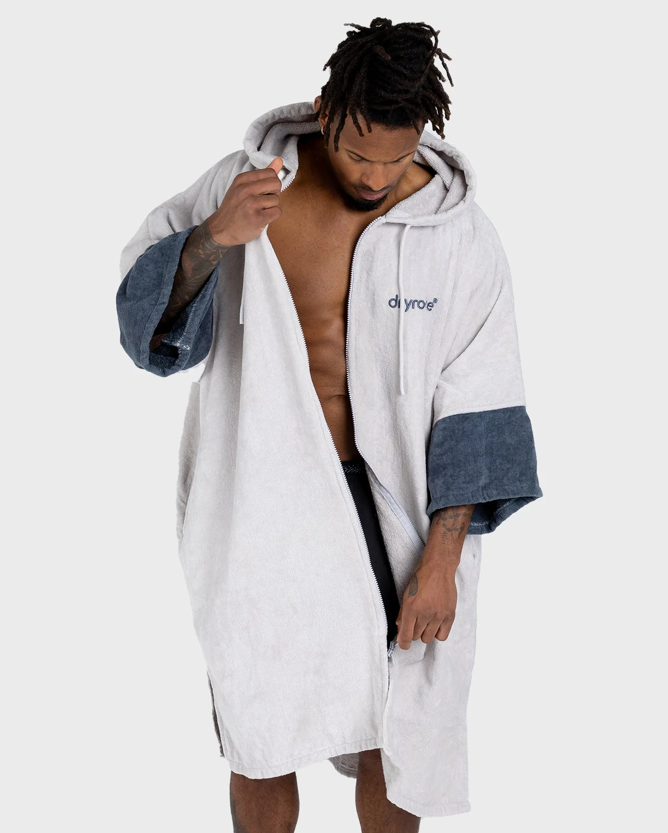 Light Grey Full-Zip Organic Towel Changing Robe - Image 12