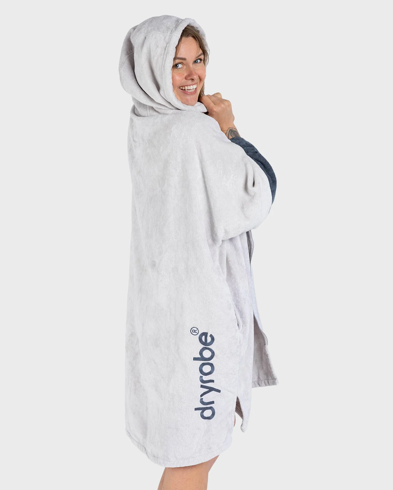 Light Grey Full-Zip Organic Towel Changing Robe - Image 3