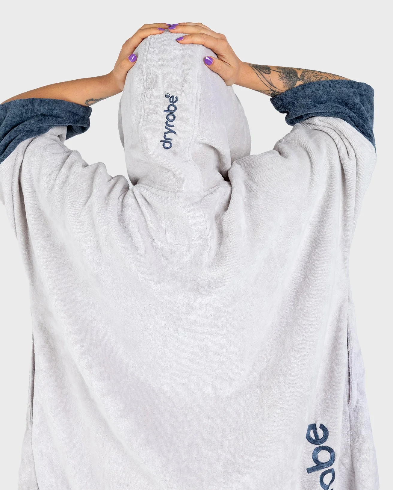 Light Grey Full-Zip Organic Towel Changing Robe - Image 4