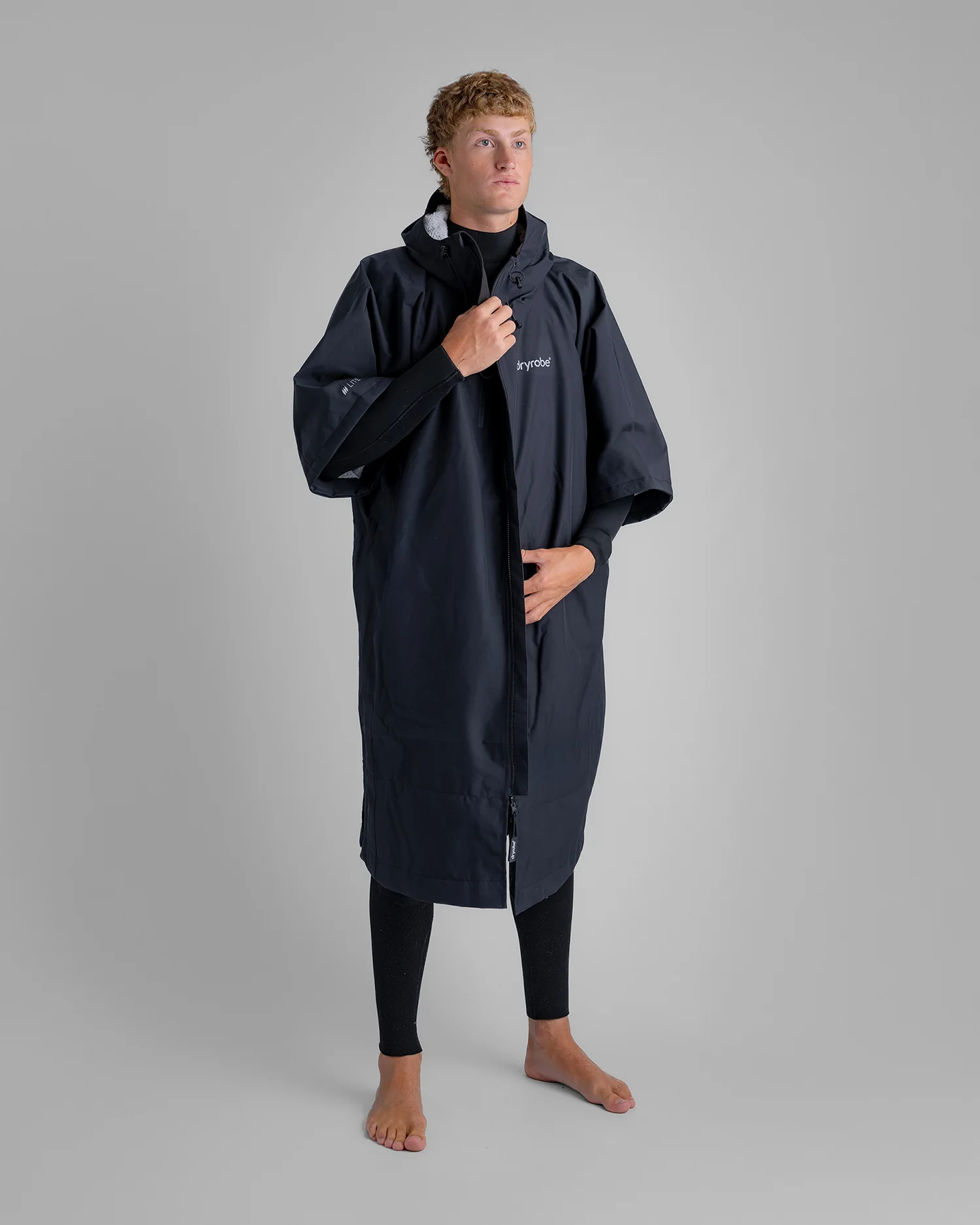 Black Tech-Lite Changing Robe - Image 10