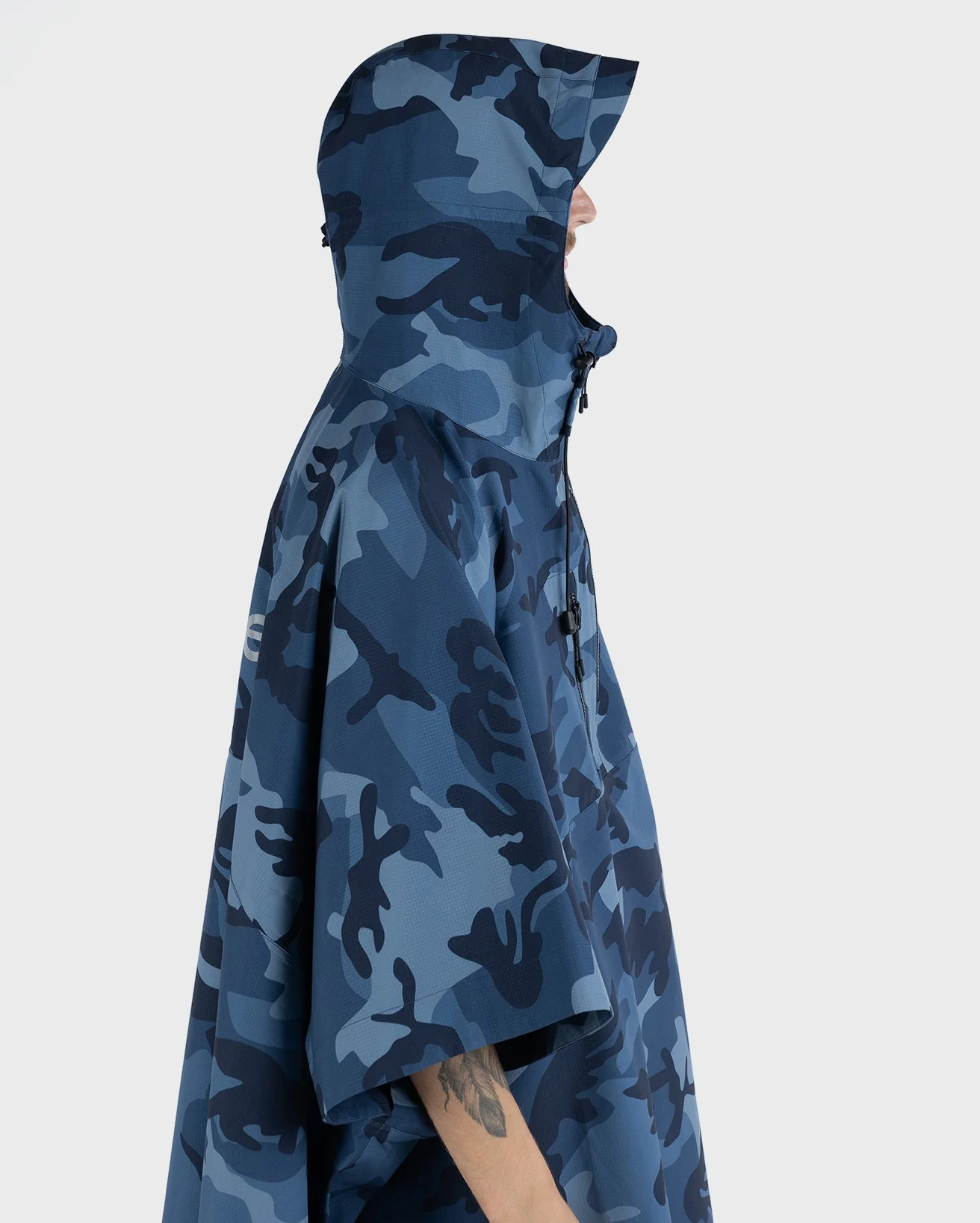 Blue One Size Camo Rainproof Poncho - Image 12