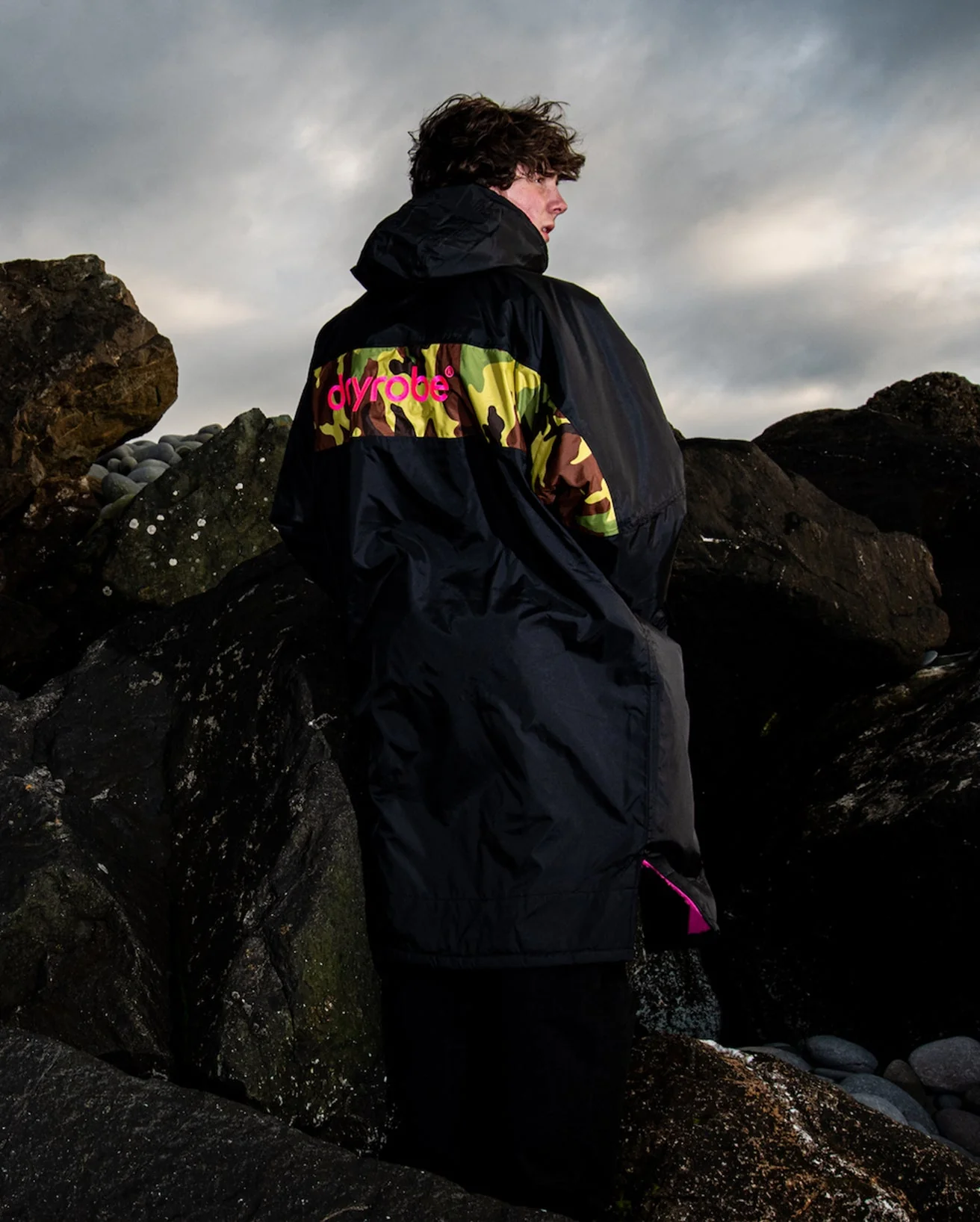 REWORK - Black Camo Pink Advance Changing Robe - Image 5