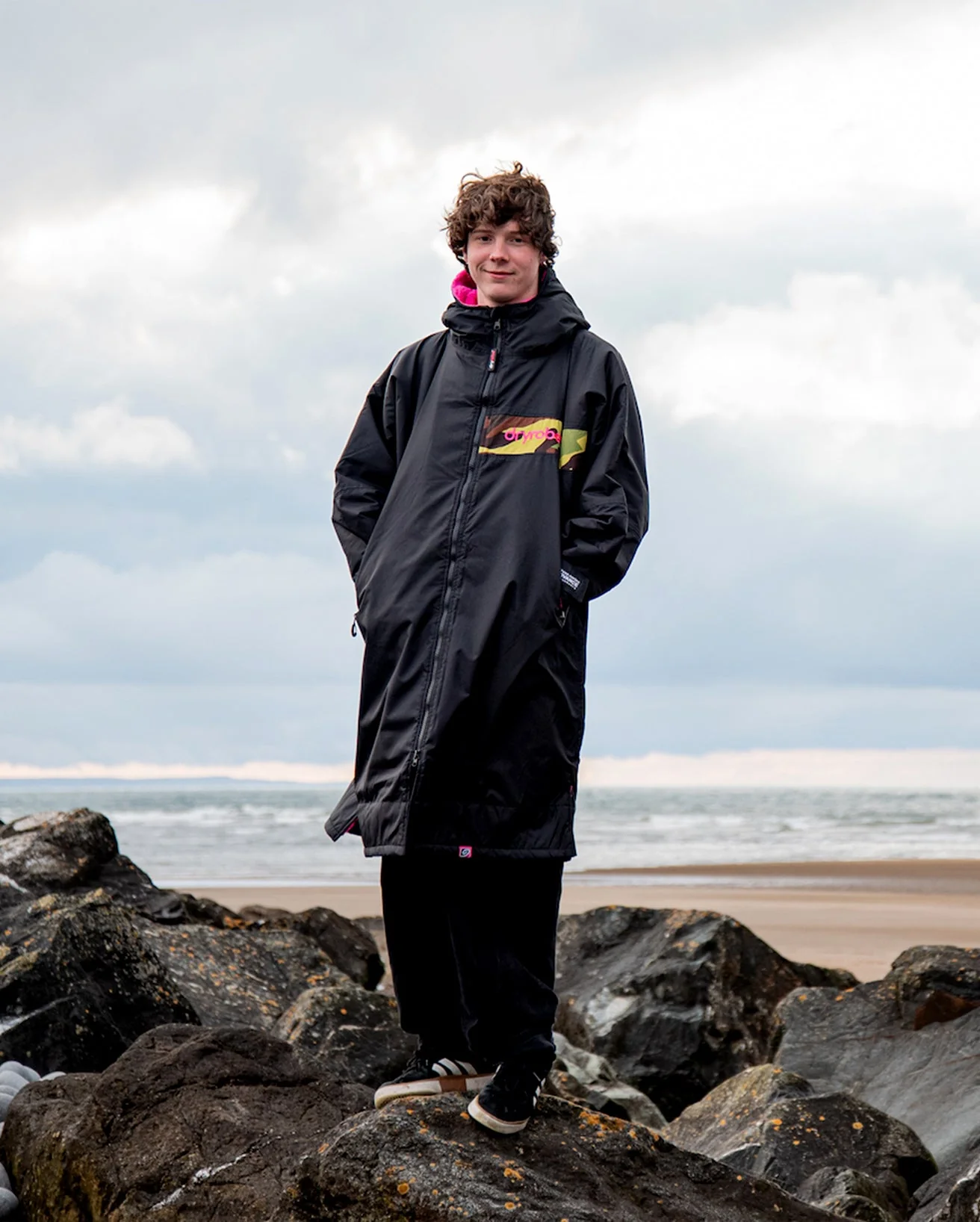 REWORK - Black Camo Pink Advance Changing Robe - Image 6