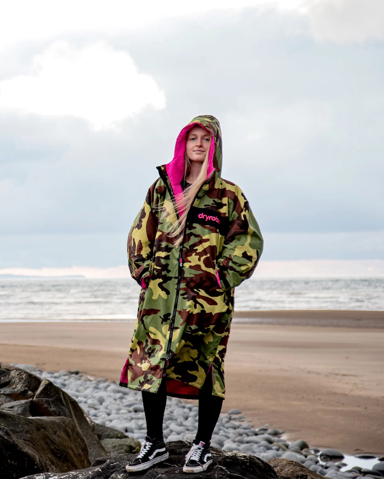 REWORK - Camo Pink Black Advance Changing Robe - Image 6