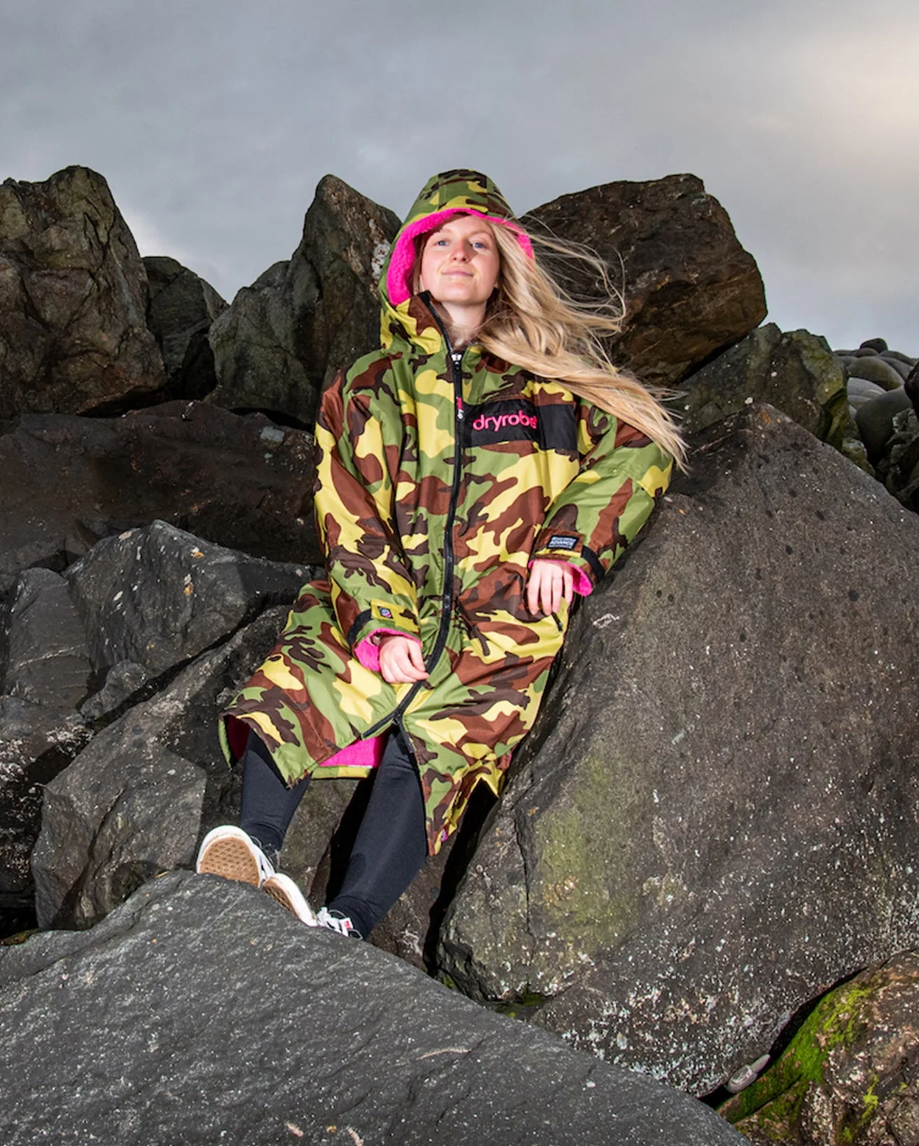 REWORK - Camo Pink Black Advance Changing Robe - Image 7