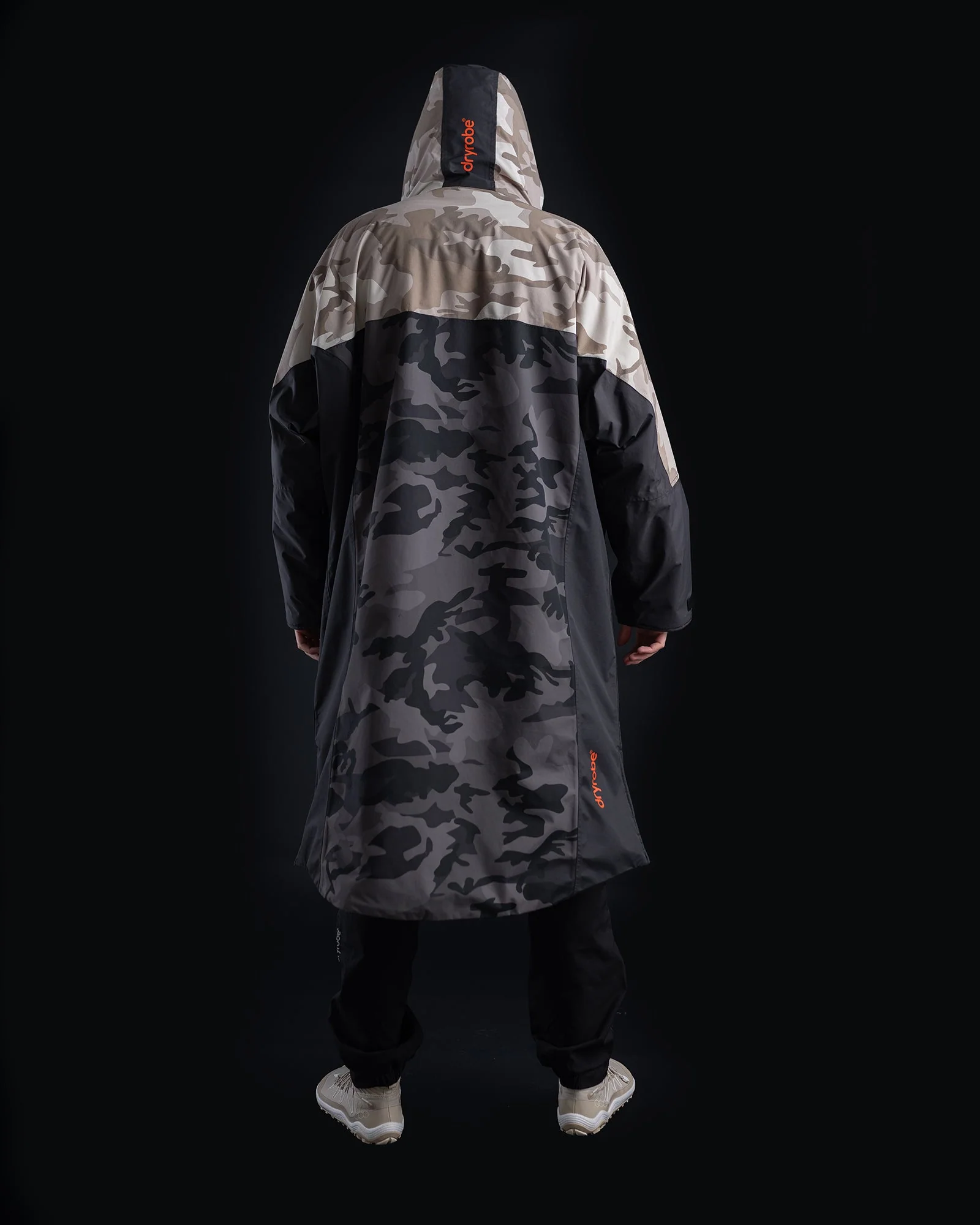 Sand Camo Orange Dryrobe® Nexus - Image 5