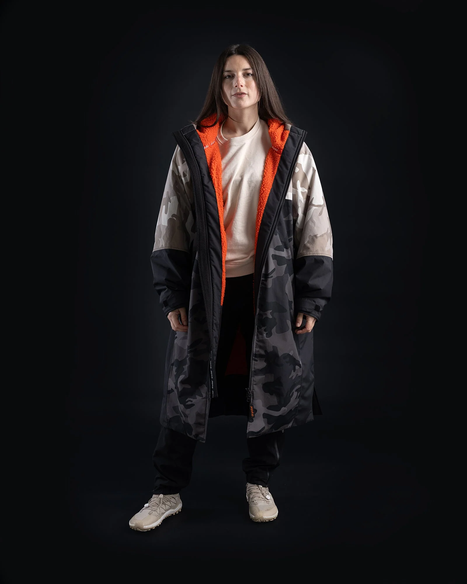 Sand Camo Orange Dryrobe® Nexus - Image 7